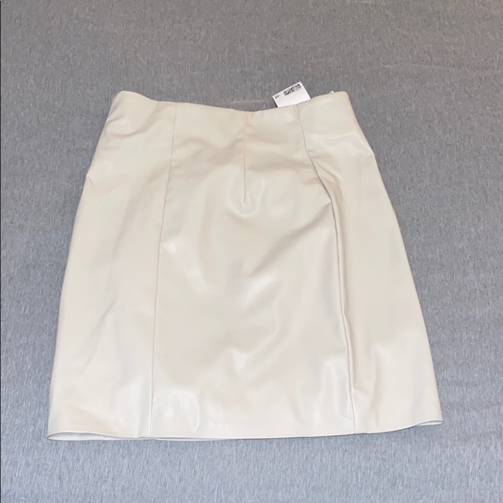 H&M faux leather skirt NWT